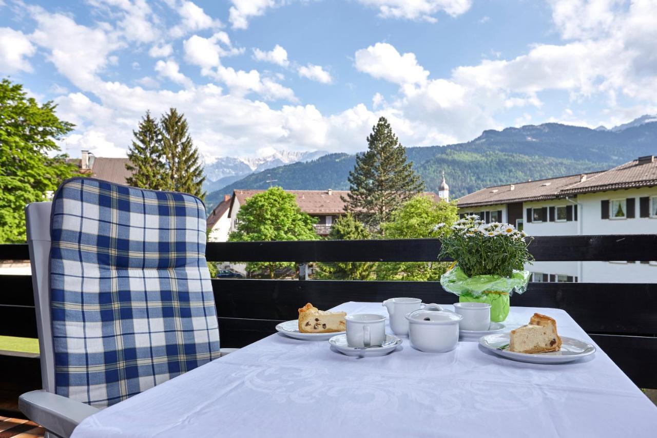 Alpenkette Apartment Garmisch-Partenkirchen Exterior photo